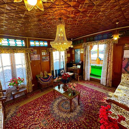 Lake Palace Group Of House Boats Srīnagar Extérieur photo